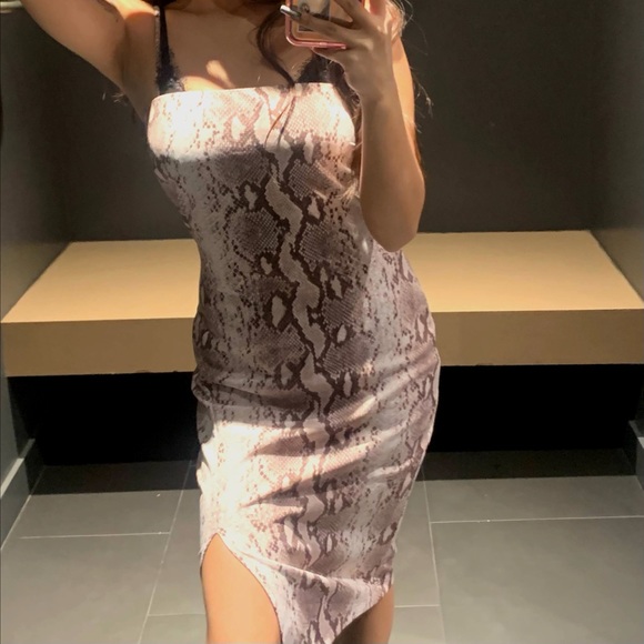 SNAKE PRINT MIDI DRESS - Picture 4 of 5